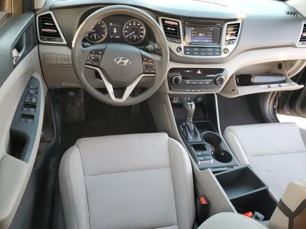 KM8J33A22HU308719 2017 HYUNDAI TUCSON - Image 8