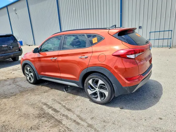 KM8J33A22HU317291 2017 HYUNDAI TUCSON - Image 2