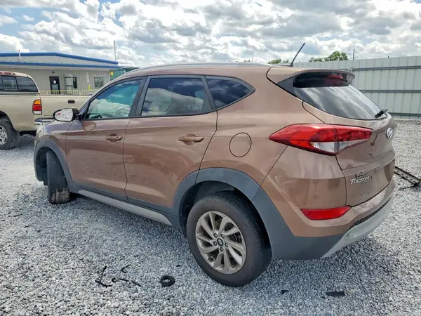 KM8J33A22HU332888 2017 HYUNDAI TUCSON - Image 2