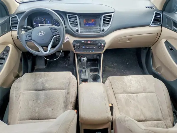KM8J33A22HU332888 2017 HYUNDAI TUCSON - Image 8