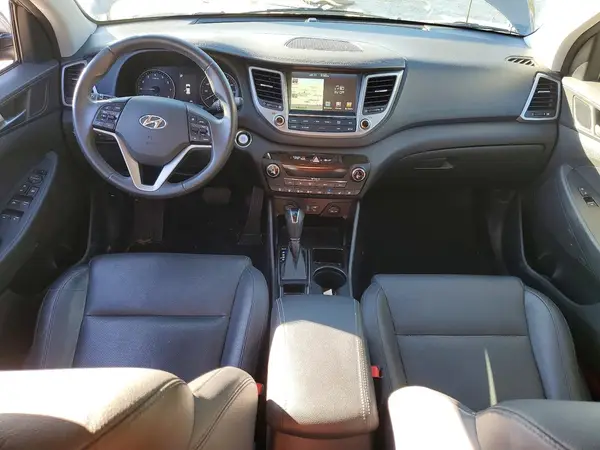 KM8J33A22HU368760 2017 HYUNDAI TUCSON - Image 8