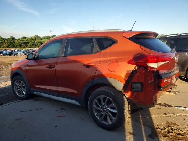 KM8J33A22HU372467 2017 HYUNDAI TUCSON - Image 2