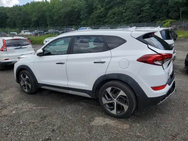 KM8J33A22HU375451 2017 HYUNDAI TUCSON - Image 2
