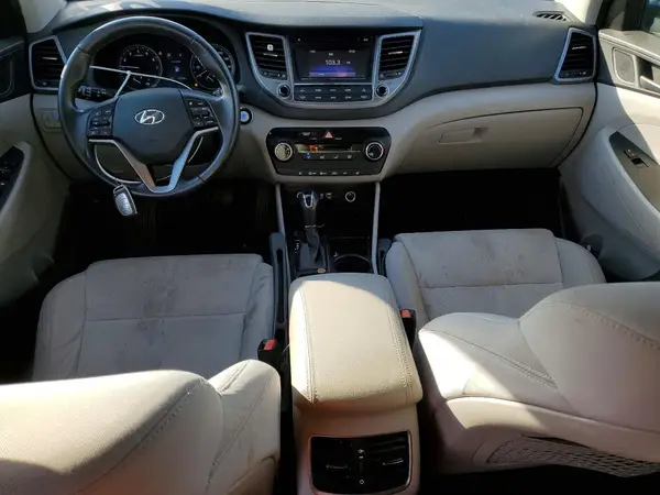 KM8J33A22HU376454 2017 HYUNDAI TUCSON - Image 8