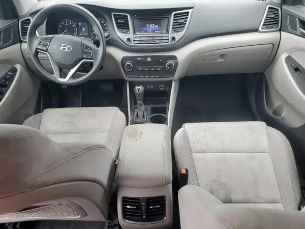 KM8J33A22HU396428 2017 HYUNDAI TUCSON - Image 8