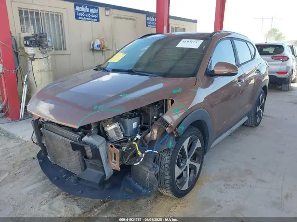 KM8J33A22HU416516 2017 HYUNDAI TUCSON - Image 2