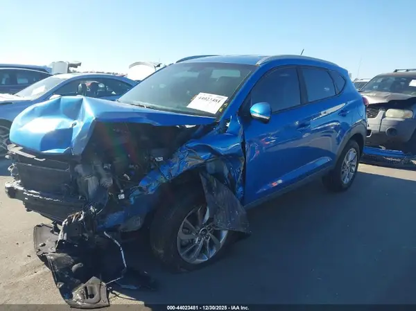 KM8J33A22HU422090 2017 HYUNDAI TUCSON - Image 2