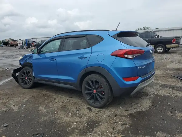 KM8J33A22HU445126 2017 HYUNDAI TUCSON - Image 2