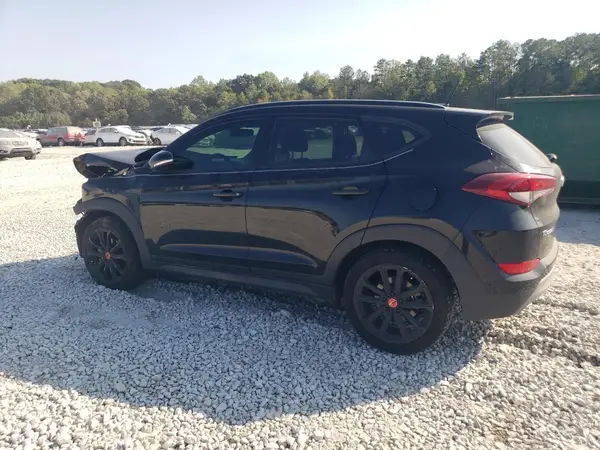 KM8J33A22HU458720 2017 HYUNDAI TUCSON - Image 2
