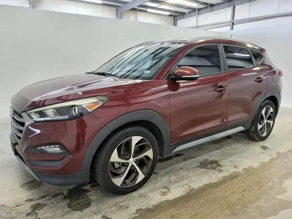 KM8J33A22HU472116 2017 HYUNDAI TUCSON - Image 1