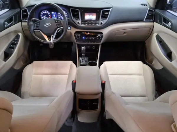KM8J33A22HU472116 2017 HYUNDAI TUCSON - Image 8