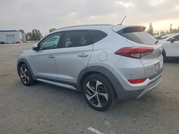 KM8J33A22HU488767 2017 HYUNDAI TUCSON - Image 2