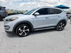 KM8J33A22HU488820 2017 HYUNDAI TUCSON