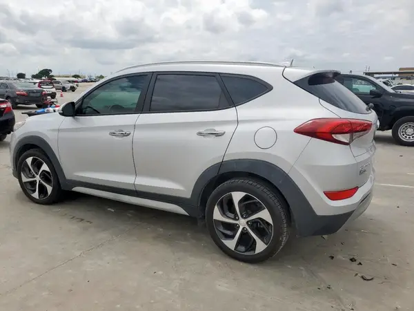 KM8J33A22HU488820 2017 HYUNDAI TUCSON - Image 2