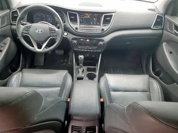 KM8J33A22HU488820 2017 HYUNDAI TUCSON - Image 8