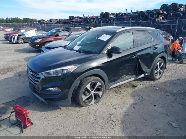 KM8J33A22HU501503 2017 HYUNDAI TUCSON - Image 2