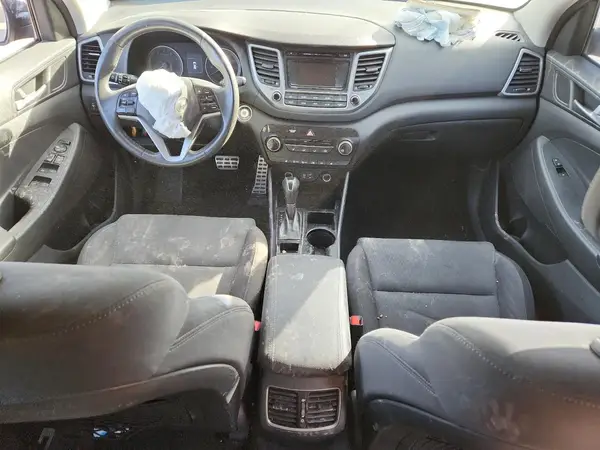 KM8J33A22HU502358 2017 HYUNDAI TUCSON - Image 8