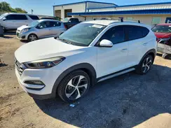 KM8J33A22HU527566 2017 HYUNDAI TUCSON