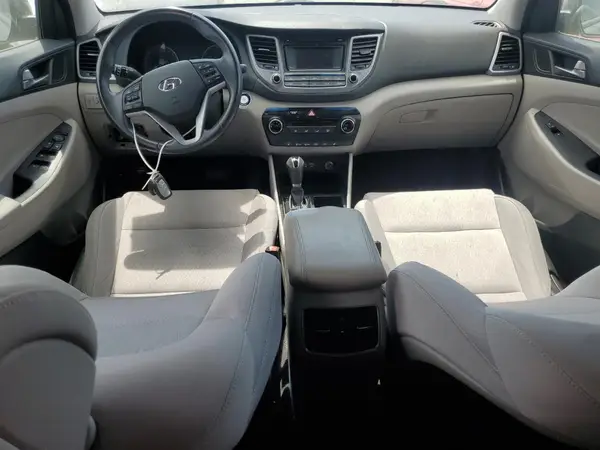 KM8J33A22HU531729 2017 HYUNDAI TUCSON - Image 8