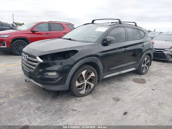 KM8J33A22HU563693 2017 HYUNDAI TUCSON - Image 2