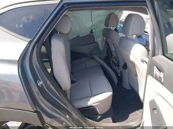 KM8J33A22HU563712 2017 HYUNDAI TUCSON - Image 8
