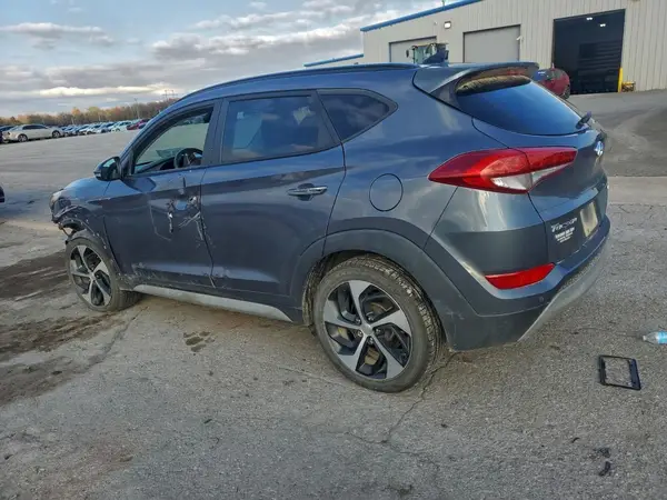 KM8J33A22JU611568 2018 HYUNDAI TUCSON - Image 2