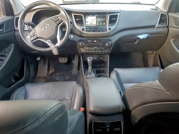 KM8J33A22JU611568 2018 HYUNDAI TUCSON - Image 8