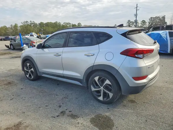 KM8J33A22JU623168 2018 HYUNDAI TUCSON - Image 2