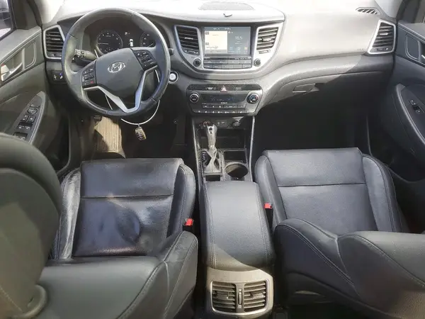 KM8J33A22JU623168 2018 HYUNDAI TUCSON - Image 8