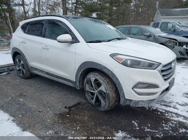 KM8J33A22JU651049 2018 HYUNDAI TUCSON - Image 1