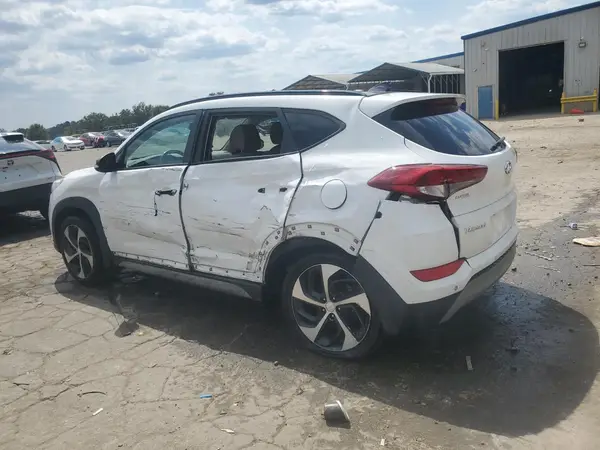 KM8J33A22JU654467 2018 HYUNDAI TUCSON - Image 2