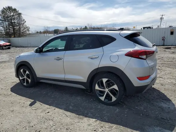 KM8J33A22JU721245 2018 HYUNDAI TUCSON - Image 2