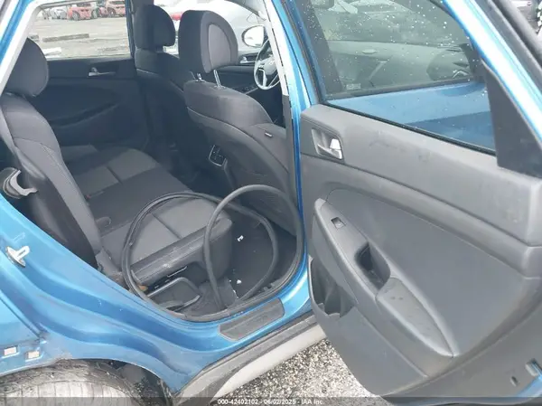KM8J33A22JU731256 2018 HYUNDAI TUCSON - Image 8
