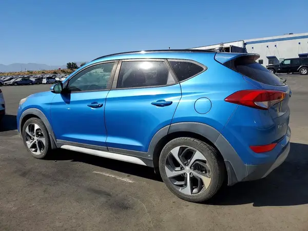 KM8J33A22JU733959 2018 HYUNDAI TUCSON - Image 2