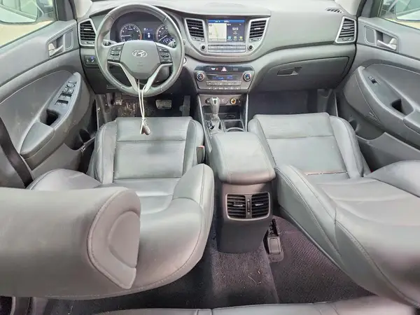 KM8J33A22JU788105 2018 HYUNDAI TUCSON - Image 8