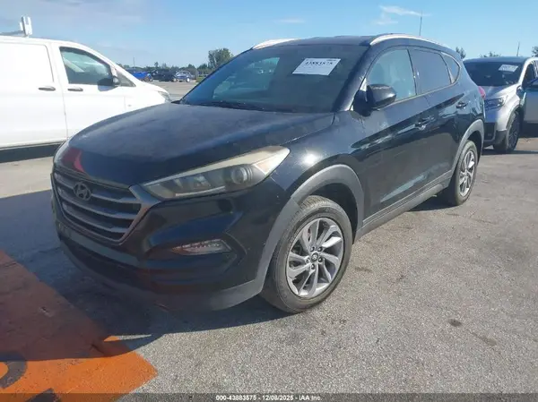 KM8J33A23GU021906 2016 HYUNDAI TUCSON - Image 2