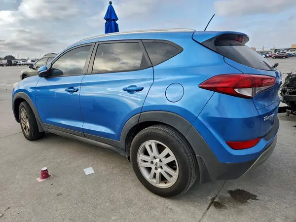 KM8J33A23GU024742 2016 HYUNDAI TUCSON - Image 2