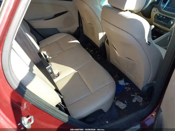 KM8J33A23GU045249 2016 HYUNDAI TUCSON - Image 8