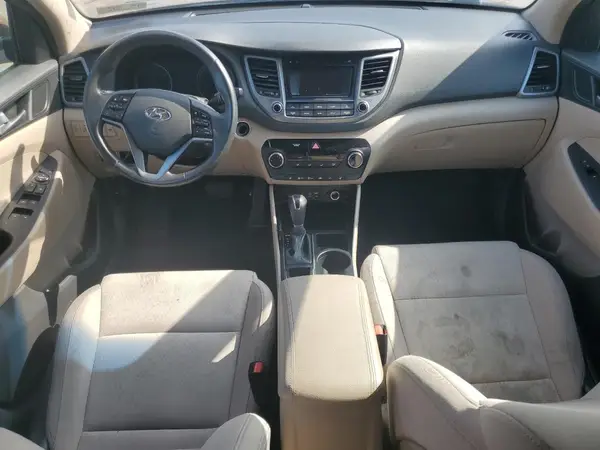 KM8J33A23GU047065 2016 HYUNDAI TUCSON - Image 8