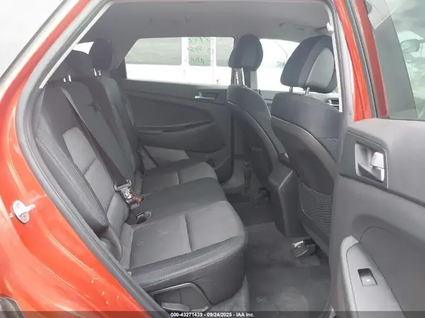 KM8J33A23GU053755 2016 HYUNDAI TUCSON - Image 8