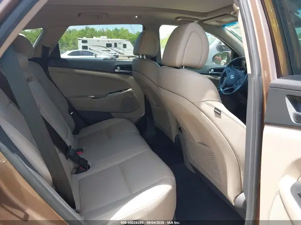 KM8J33A23GU059829 2016 HYUNDAI TUCSON - Image 8