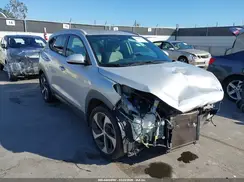KM8J33A23GU088487 2016 HYUNDAI TUCSON