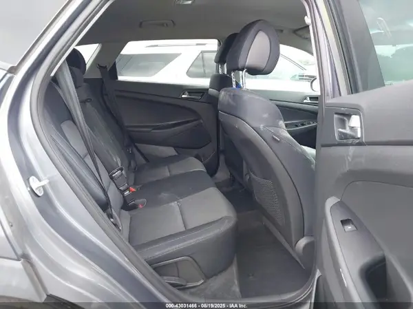 KM8J33A23GU089722 2016 HYUNDAI TUCSON - Image 8