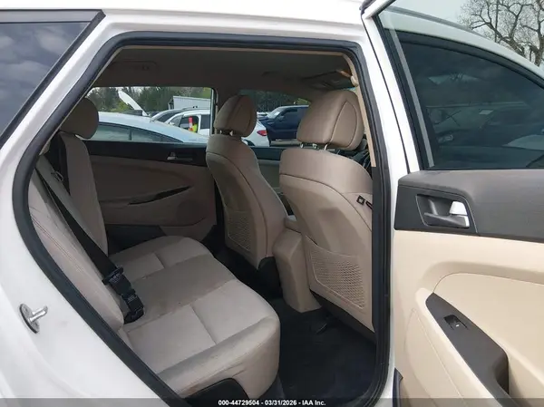 KM8J33A23GU090143 2016 HYUNDAI TUCSON - Image 8