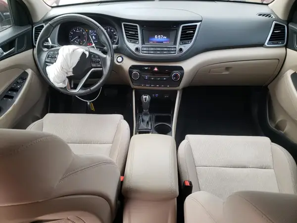 KM8J33A23GU096167 2016 HYUNDAI TUCSON - Image 8