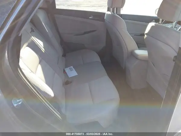 KM8J33A23GU107572 2016 HYUNDAI TUCSON - Image 8