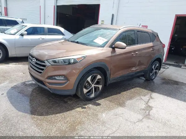 KM8J33A23GU112898 2016 HYUNDAI TUCSON - Image 2