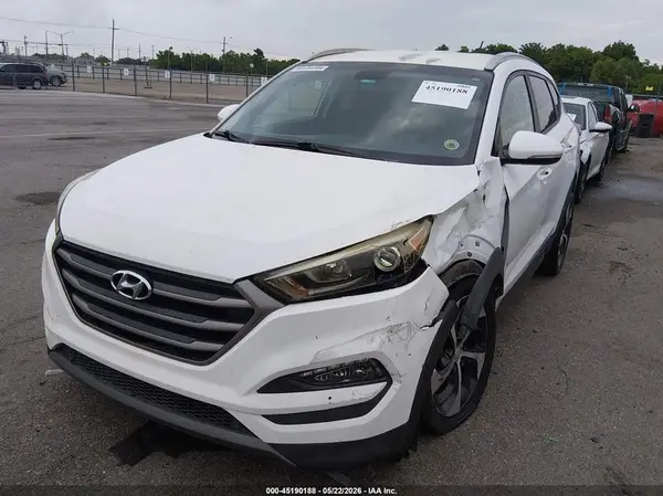KM8J33A23GU113727 2016 HYUNDAI TUCSON - Image 2