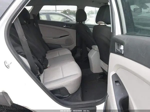 KM8J33A23GU113727 2016 HYUNDAI TUCSON - Image 8