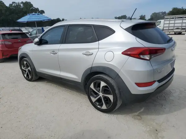 KM8J33A23GU127370 2016 HYUNDAI TUCSON - Image 2